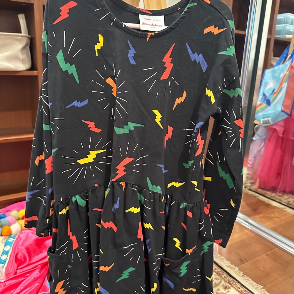 Kids dress size 6–7 by Hannah Anderson. Cotton an excellent condition.